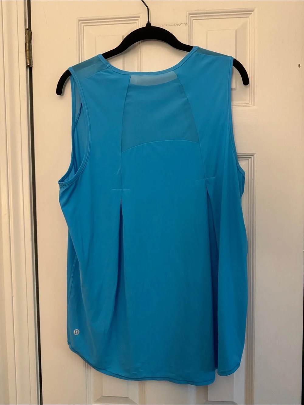 EUC Lululemon Pleated Sculpt Tank Top Kayak Blue